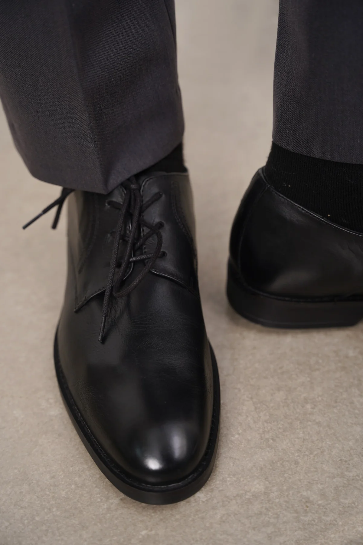 FORMAL LEATHER DERBY